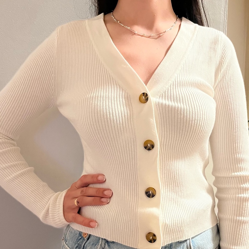 H&M, XS size, white color
